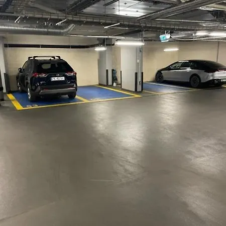 Faltom 26 Yacht Park Z Tarasem דירה גדינייה