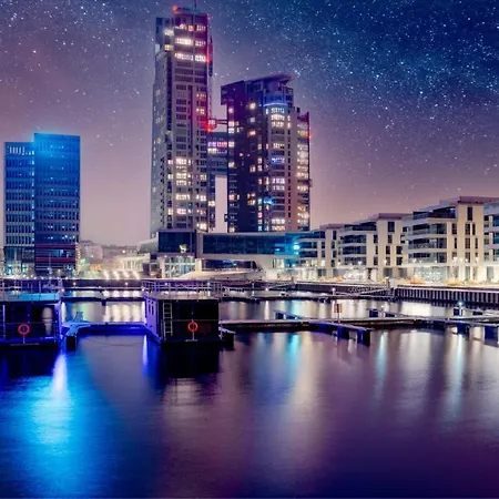 Faltom 26 Yacht Park Z Tarasem דירה גדינייה