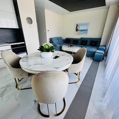 Faltom 26 Yacht Park Z Tarasem דירה