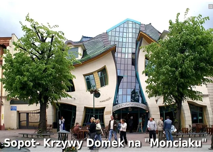 Faltom 26 Yacht Park Z Tarasem Apartmán *