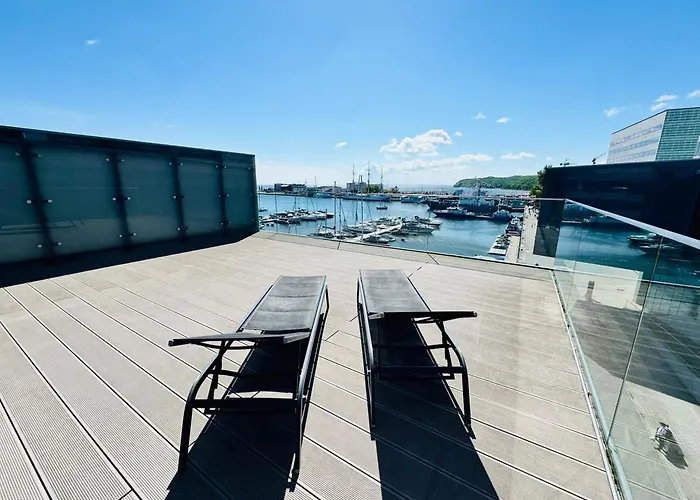 Faltom 26 Yacht Park Z Tarasem * Gdynia