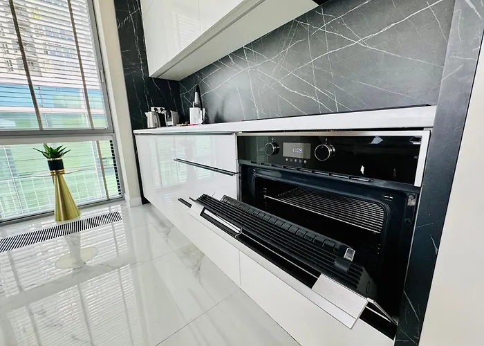 Faltom 26 Yacht Park Z Tarasem Apartment *